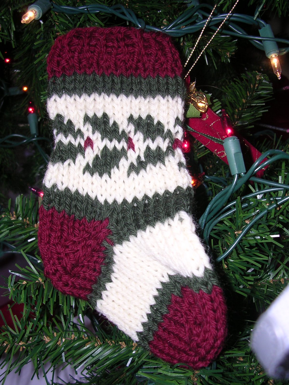 [Christmas+Knitting+003.JPG]