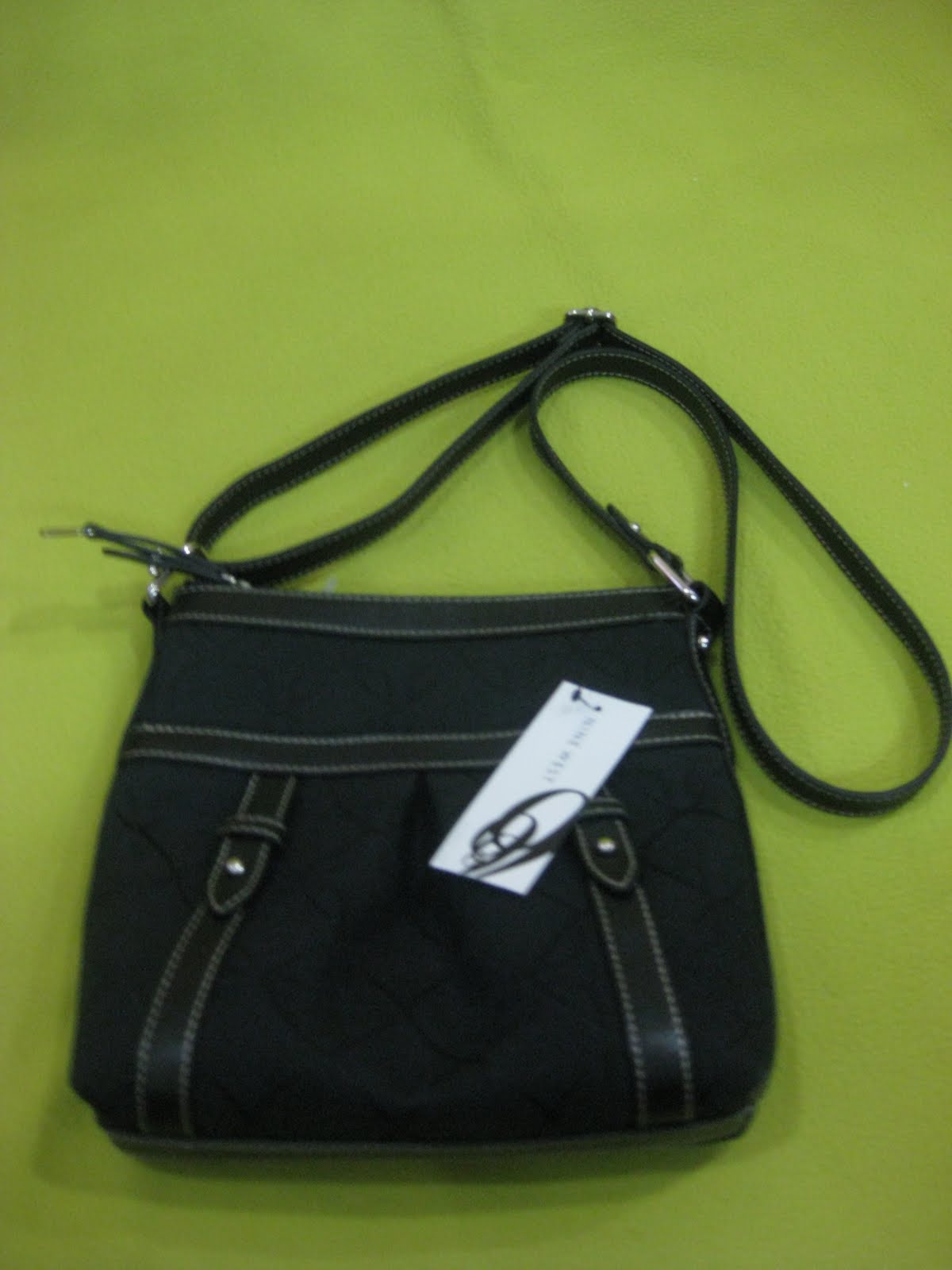 tastangan..... from tasglobal Nine West Sling Bag