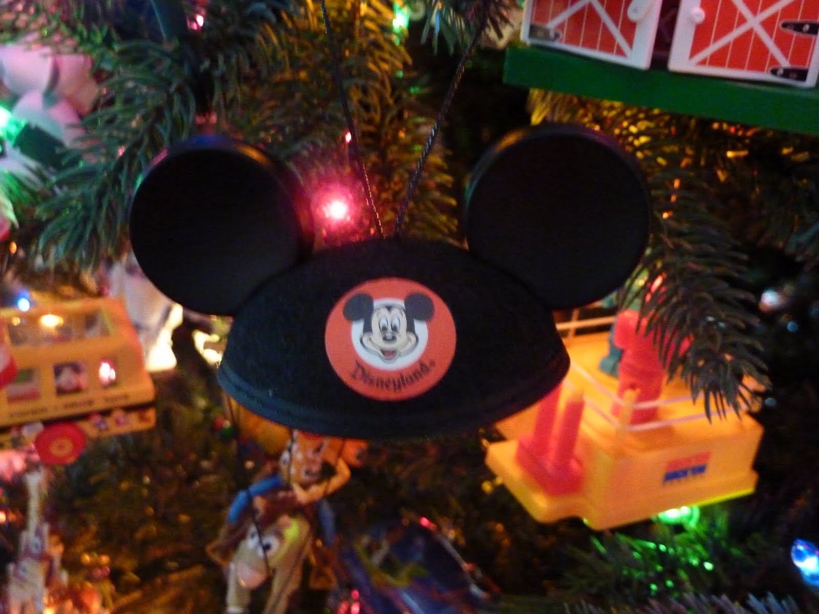 [Disneyland+154.JPG]