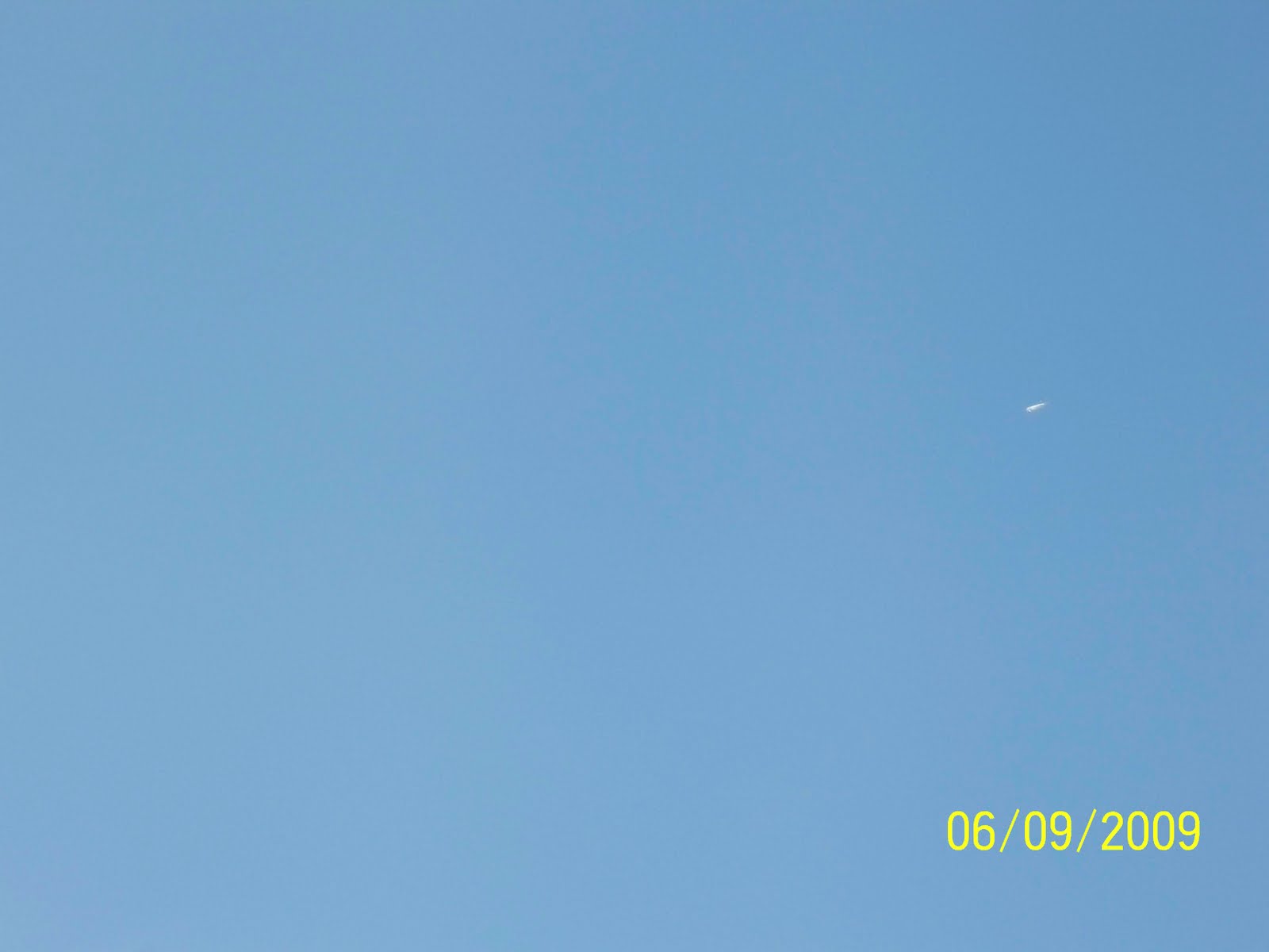 [OVNIS+6+SEPT+09+005.JPG]