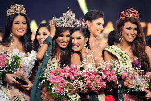 Marine lorphelin MISS EARTH 2010 WINNERS