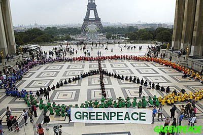 [Greenpeace+peace+sign.jpg]
