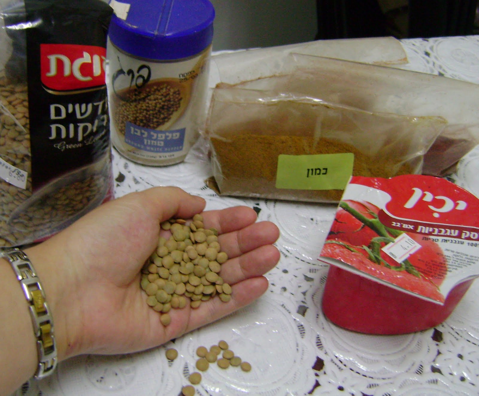 Cooking Outside the Box: Spicy Green Lentils