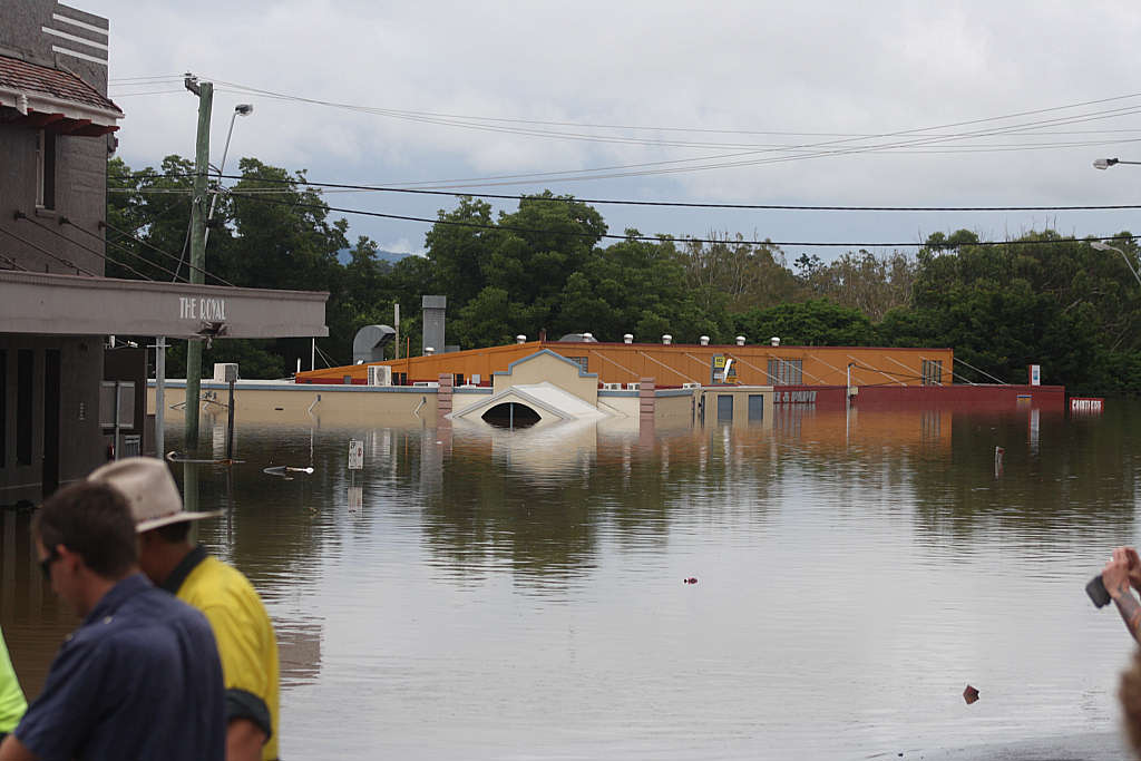 Out and about in Cooloola Gympie Flood 2011 cont