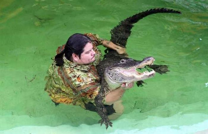 [Alligator_Wrestling_15.jpg]