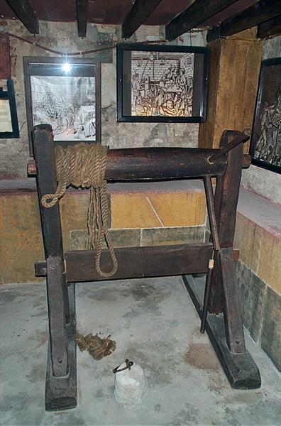 [Instruments_of_Torture_19.jpg]
