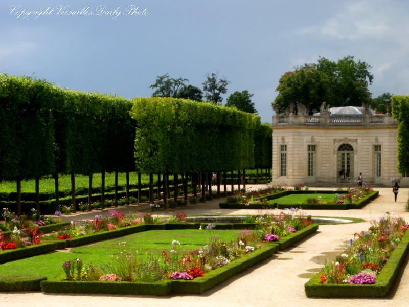 VersaillesDailyPhoto blog: Jardin du Petit Trianon