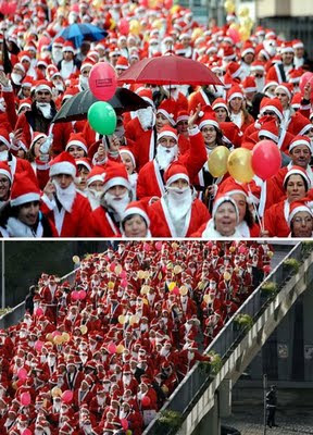 World Record for the largest gathering of Santa Clauses
