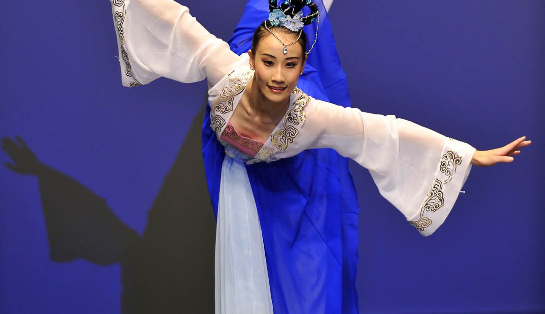 Ducks patch: Shen Yun Performance