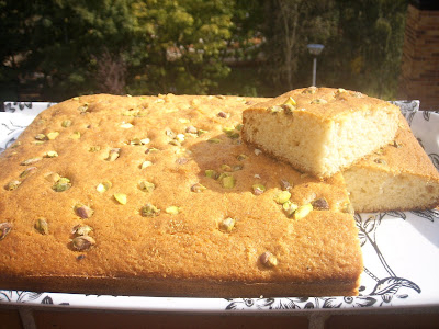 Bizcocho de mosto con pistachos