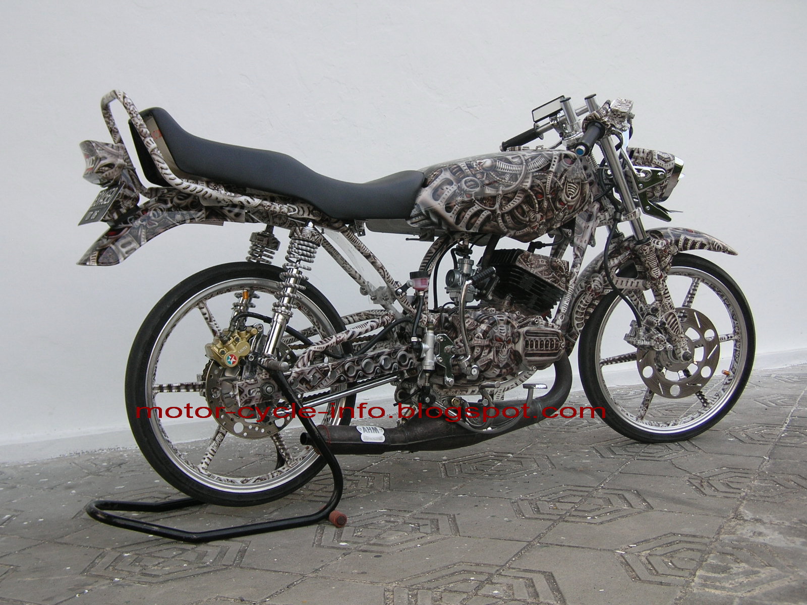 Warna Hitam Motor Rx King Blogtugu