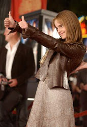 hermione granger emma watson harry potter emi famous pixart stile chamber zone celebrity outstanding contribution empire won cinema award british