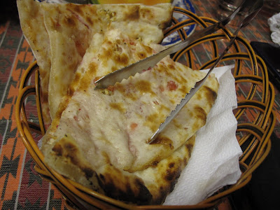 New Everest Kitchen, naan