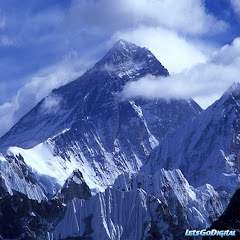 MOUNT AVEREST