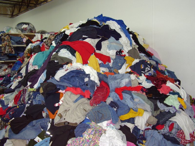 [Clothes_Pile.jpg]