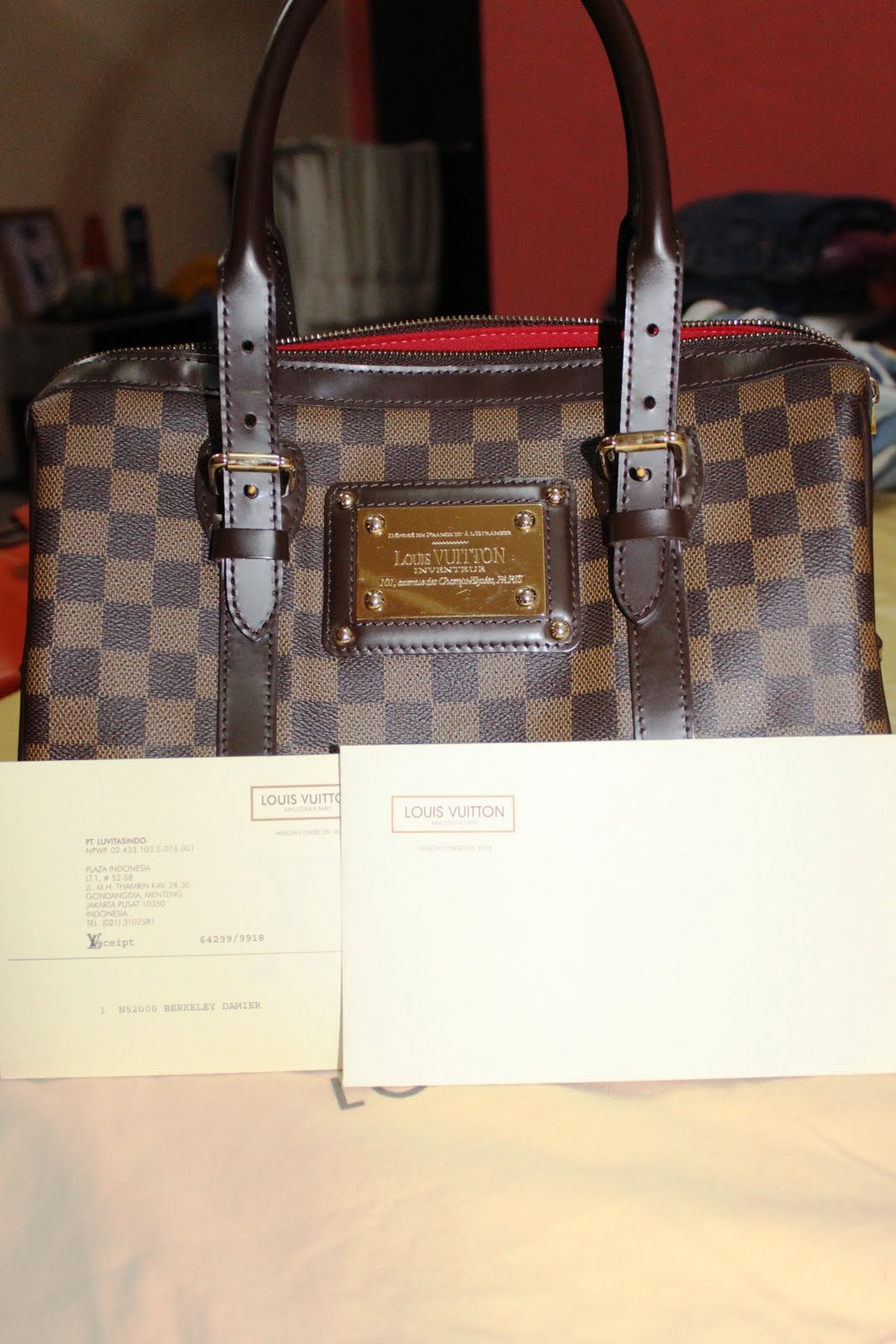 Liz&#39;s Closet: Preloved handbags
