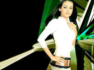 Super Model Diya Mirza Sexy Wallpaper