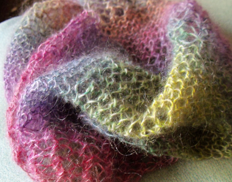 davvero economico nuovi speciali 100% genuino AnnaR: Sciarpa mohair a maglia davvero economico nuovi speciali 100% genuino AnnaR: Sciarpa mohair a maglia