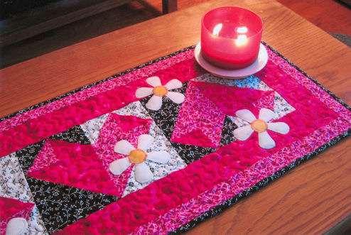 [heart+tablerunner.jpg]