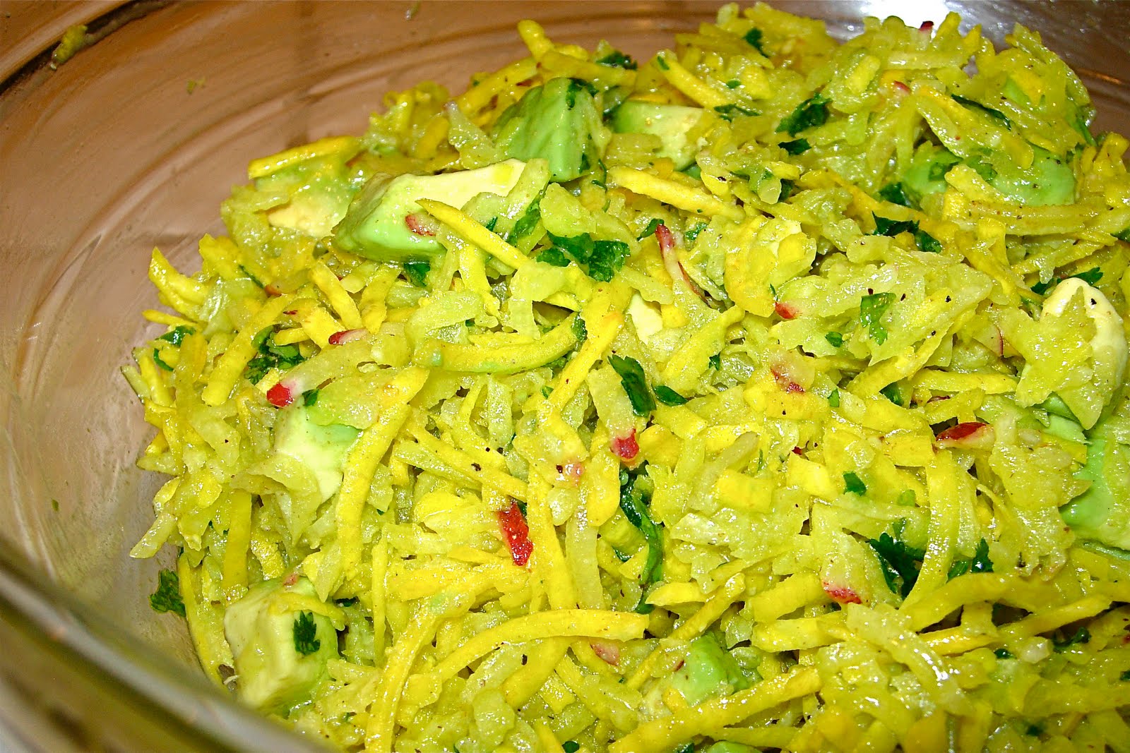 CFSCC presents EAT THIS! Beet, Jicama & Avocado Salad