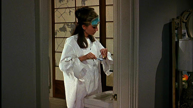 Cinema Style File--Audrey Hepburn in the Iconic BREAKFAST AT TIFFANY'S ...