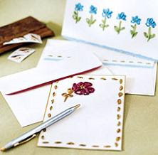 tarjetas con flores bordadas en cinta