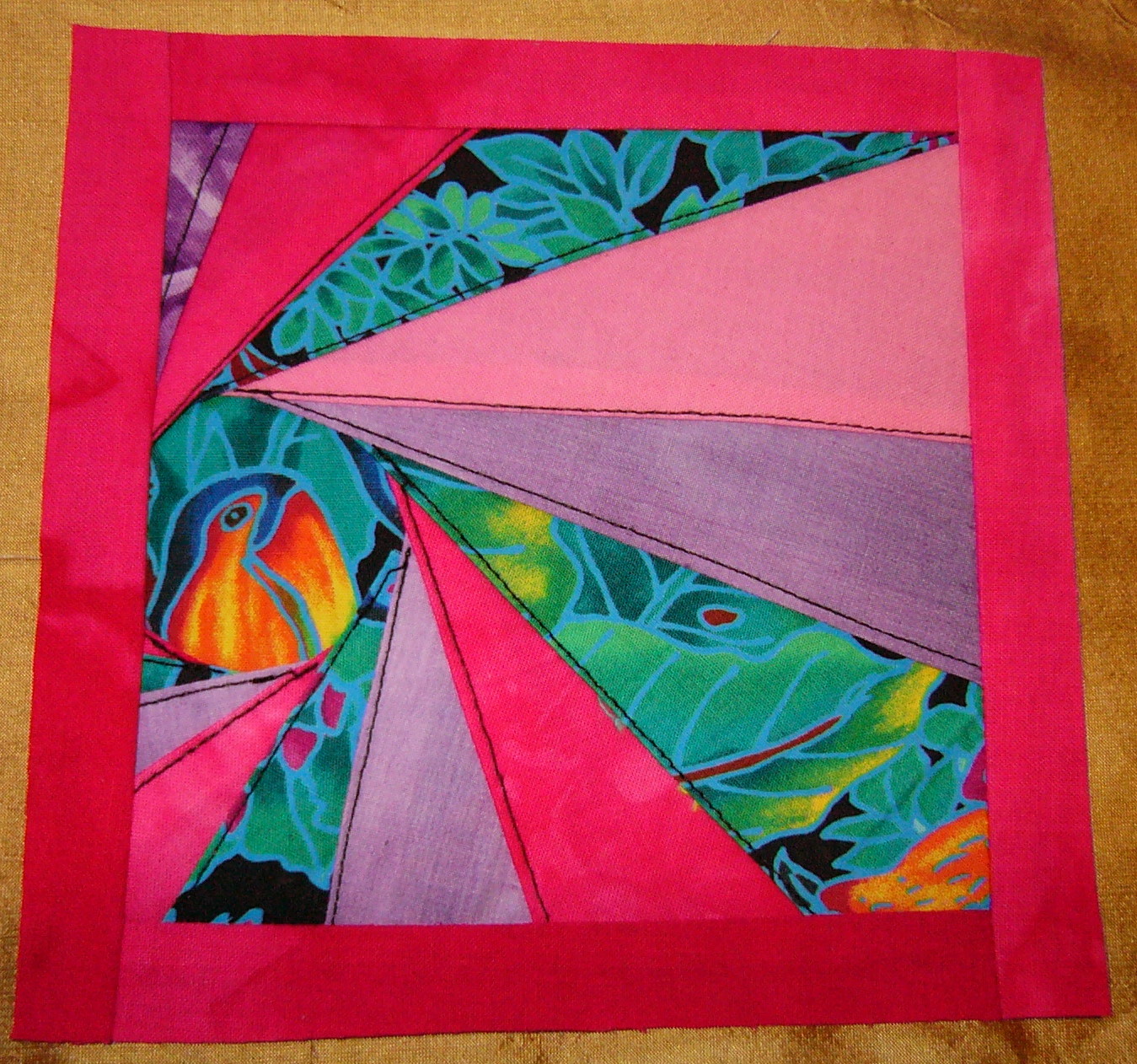 Open Directory - Arts: Crafts: Quilting: Paper Piecing