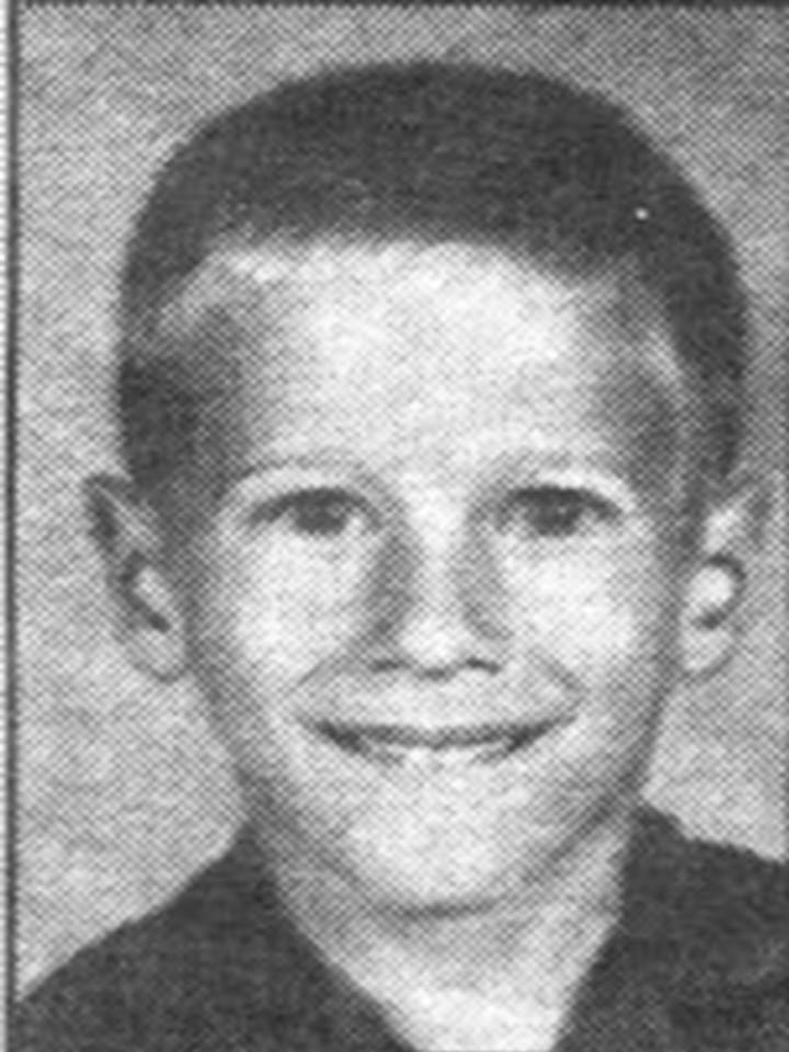 [Eric+(niño)+(001).JPG]