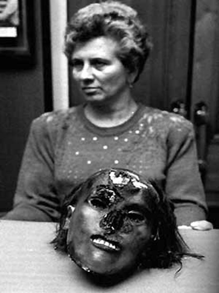 [Los+cadáveres+(002).JPG]