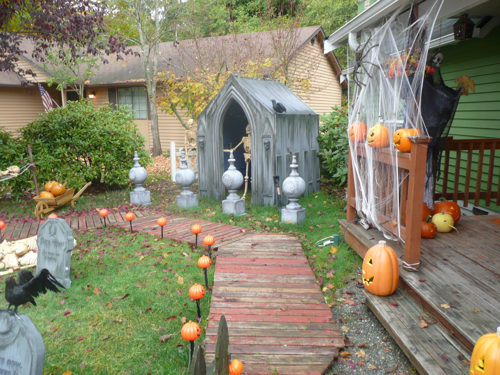 Custom Zombie's Undead Ramblings Mill Creek Haunted Hollow