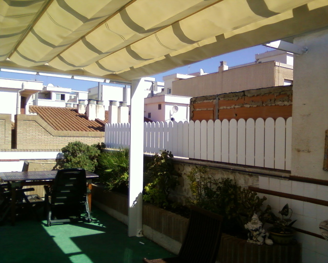 Vallas y Cercados realizados en lamas de Material para exterior sin