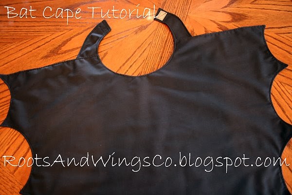 RootsAndWingsCo: Are you ready to get your Bat on?! ~Bat Cape Tutorial