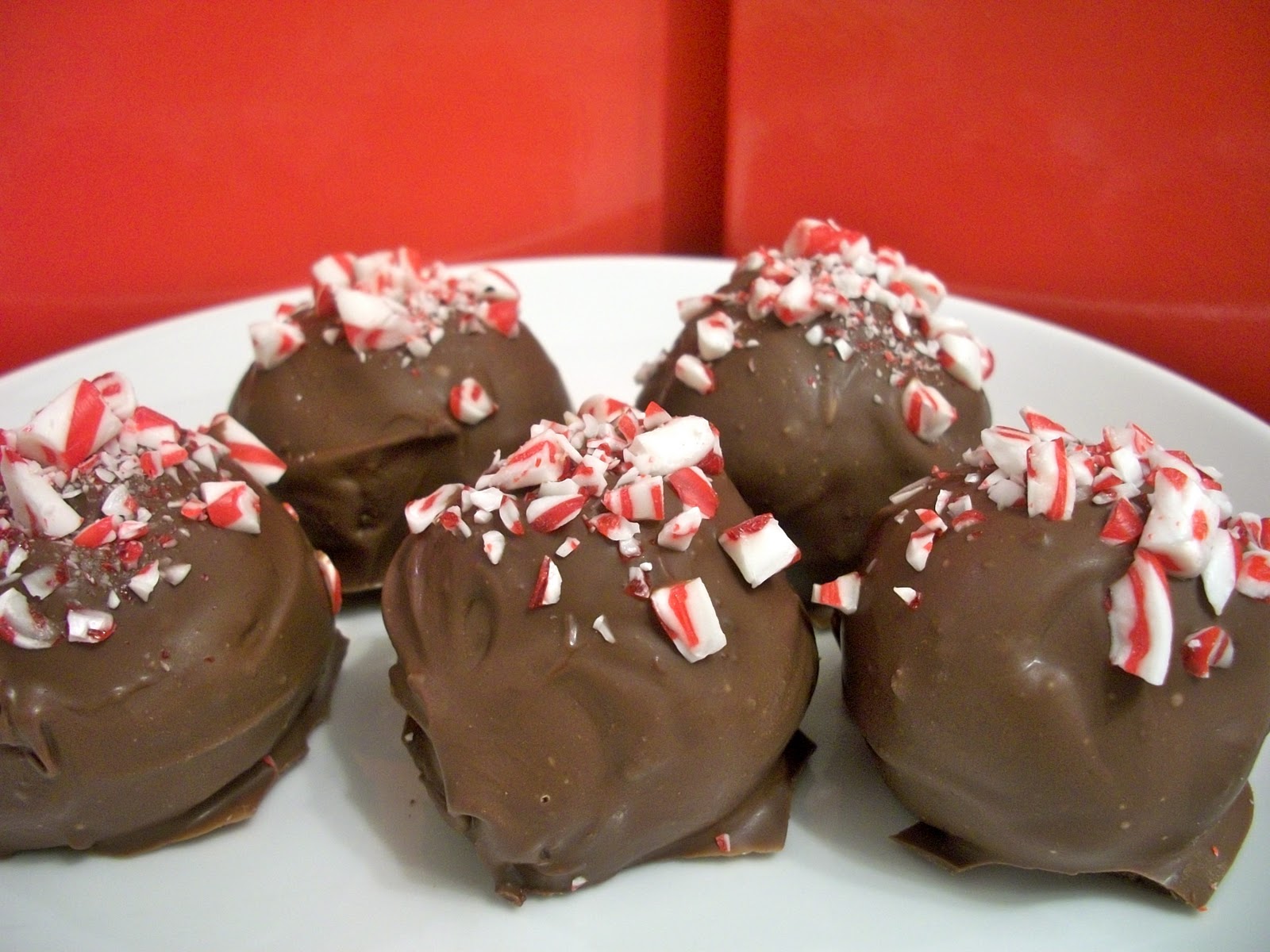 Brooke Bakes Christmas Cake Balls (Rudolph and Candy Cane)