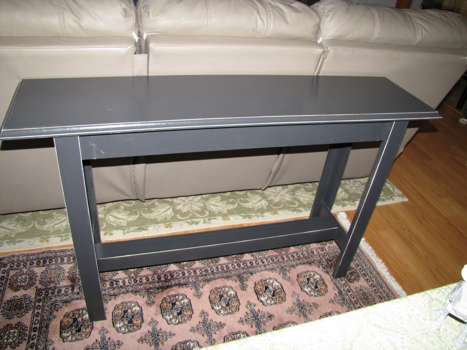 Sustainably Chic Designs My VERY FIRST Knock Off Wood Project!!!!