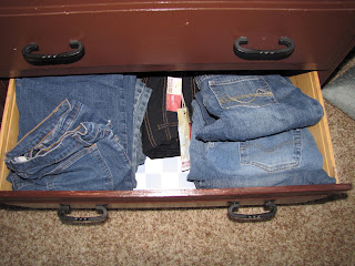 Sustainably Chic Designs: ORGANIZATION: Dresser Drawers Day #6