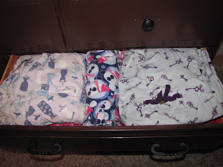 Sustainably Chic Designs: ORGANIZATION: Dresser Drawers Day #6