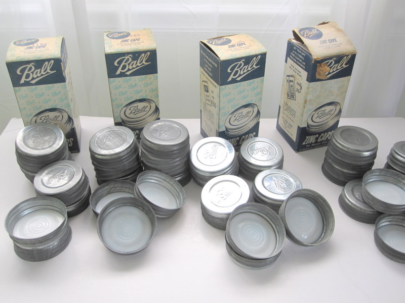 prettydarncute-and-more-zinc-mason-jar-lids-original-boxed