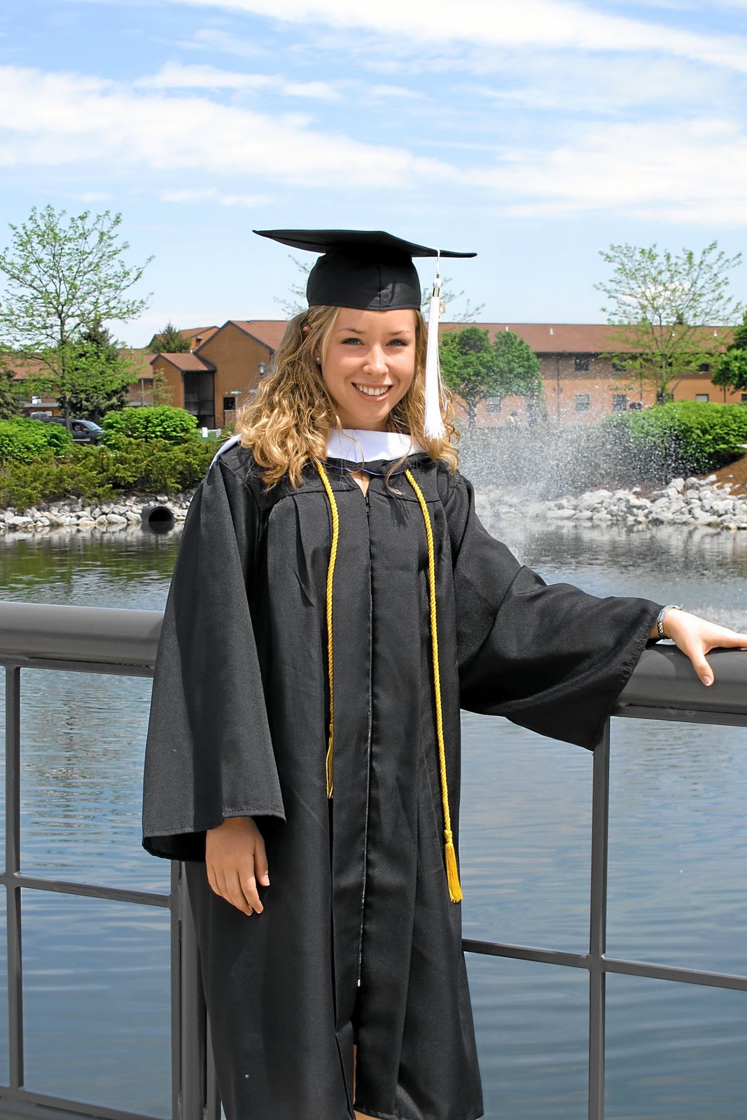 [Graduation+5-02-09+041.jpg]