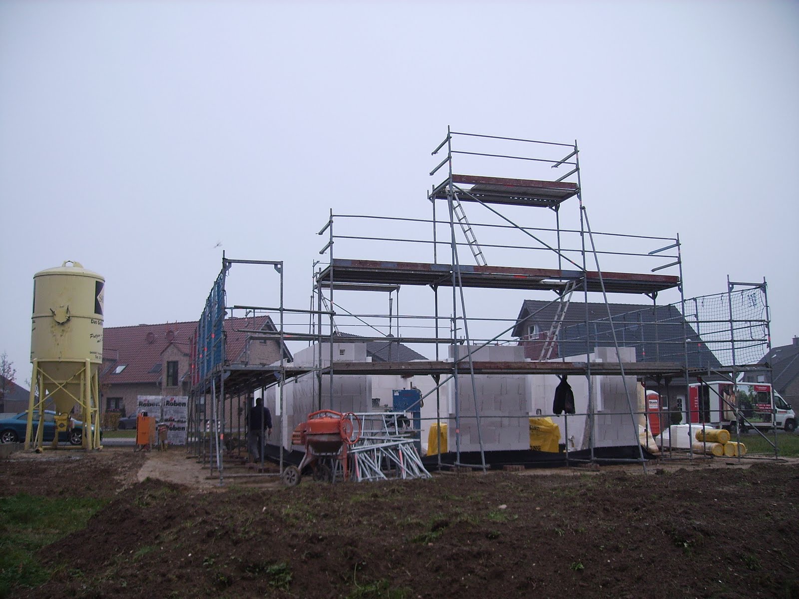 VillaDY: Stein auf Stein, unser Häuschen wird bald fertig sein.