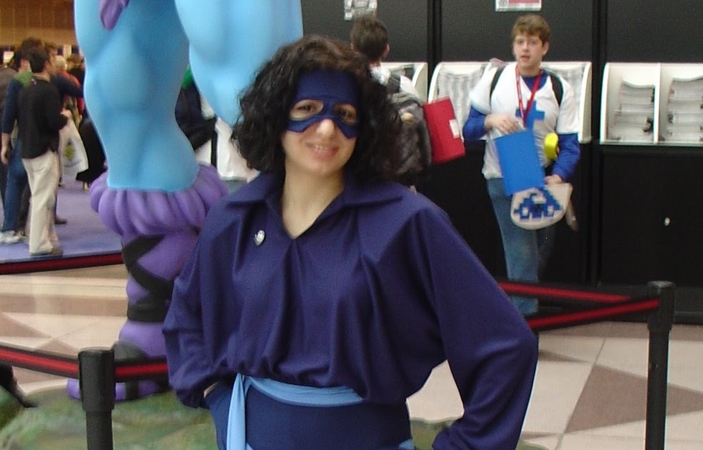 Uncanny Adventures in Comic Costume Creations: Shadowcat