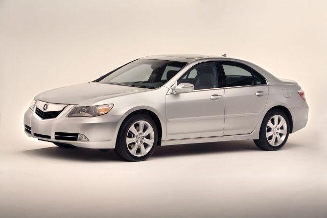 [2009-Acura-RL-Raising-the-Luxury-Performace-Bar-B-640.jpeg]