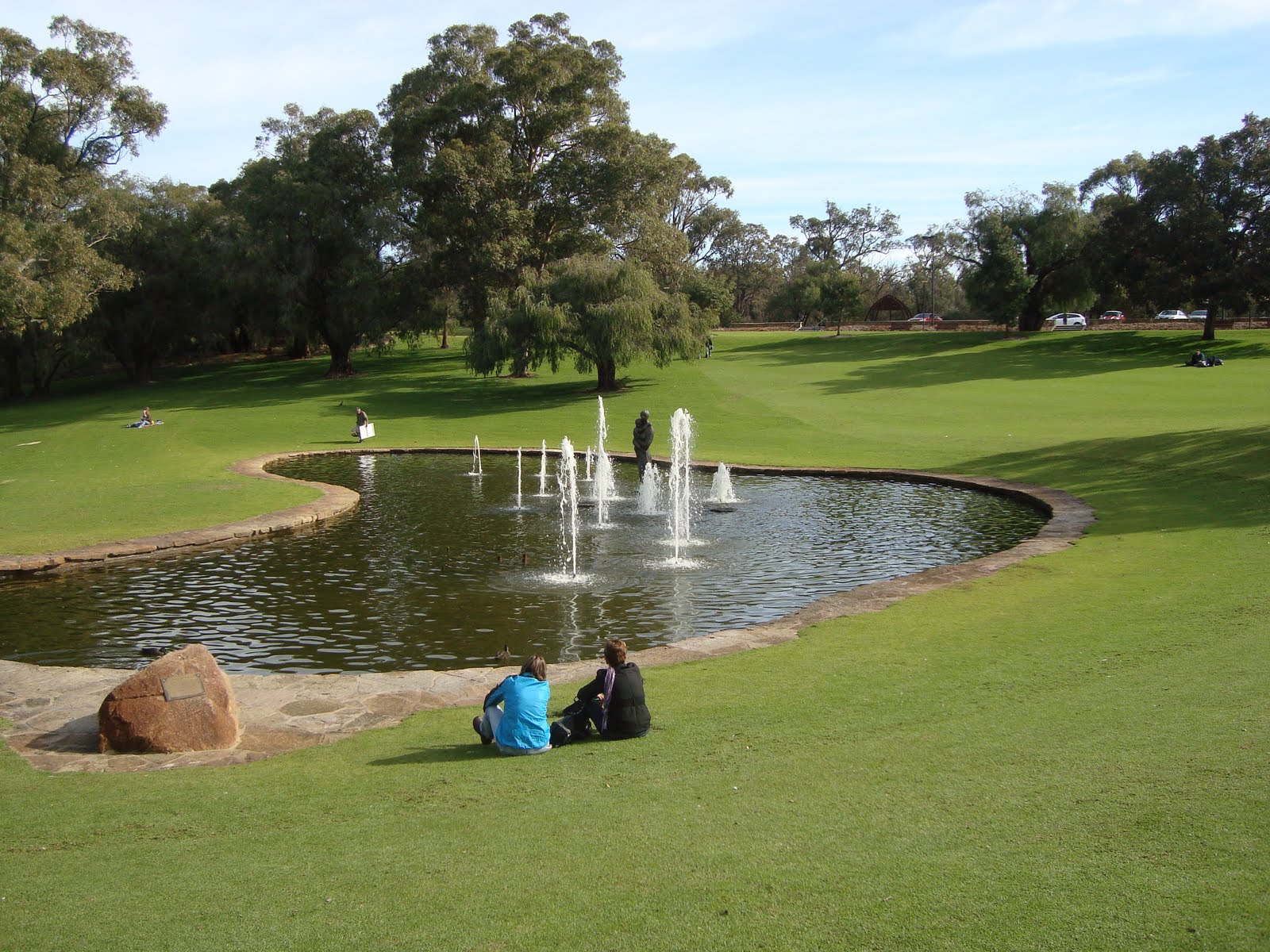 Kings Park - Pool with Fountains. | Kings park, Western australia, Park