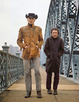 Fotograma de 'Midnight Cowboy', con Jon Voight y Dustin Hoffman