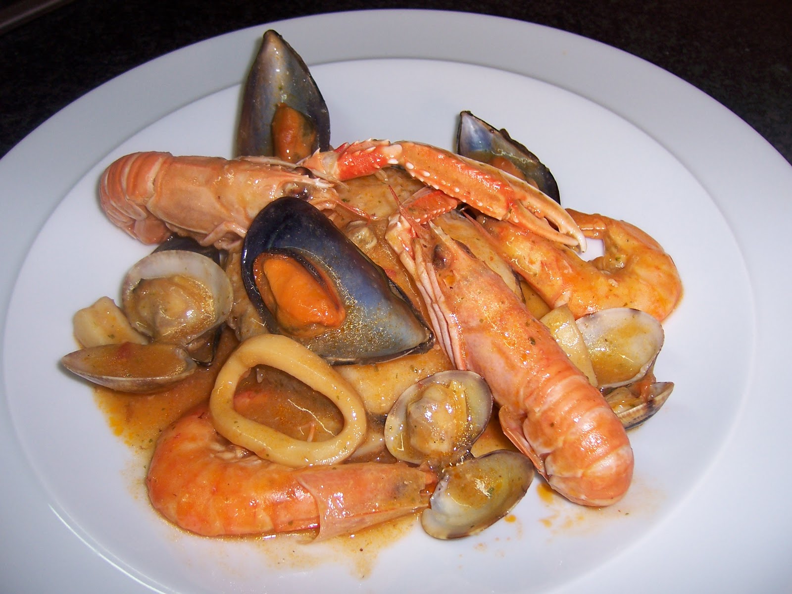 La Montse i els seus plats Zarsuela de peix i marisc La Montse i els seus plats Zarsuela de peix i marisc