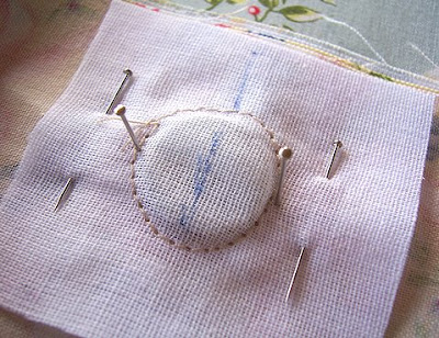 You SEW Girl: How to make sew-in magnets...