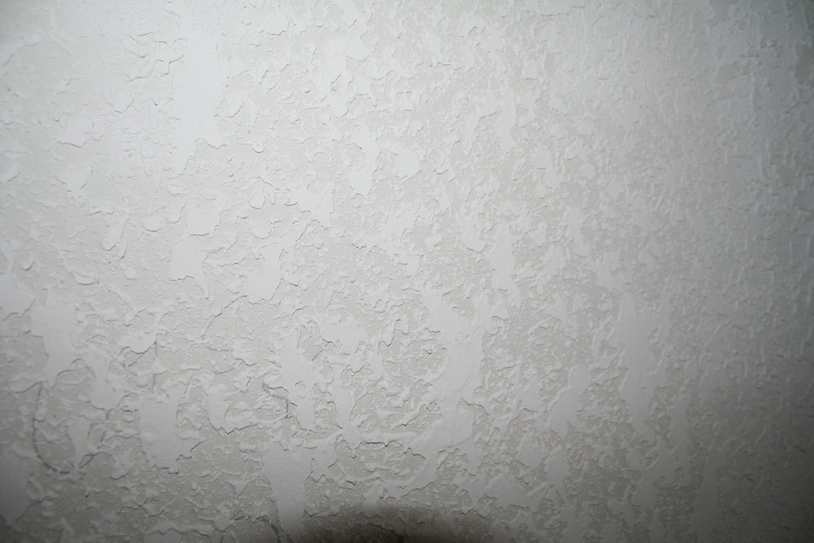 Lakeside344 Textured walls...