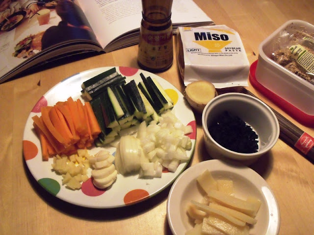Korean Miso Soba Soup - * - Koreanische Miso Soba Suppe
