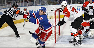 Avery! Avery! Avery! Sean Avery scored two power-play goals in Rangers 4-1 win over the Flyers