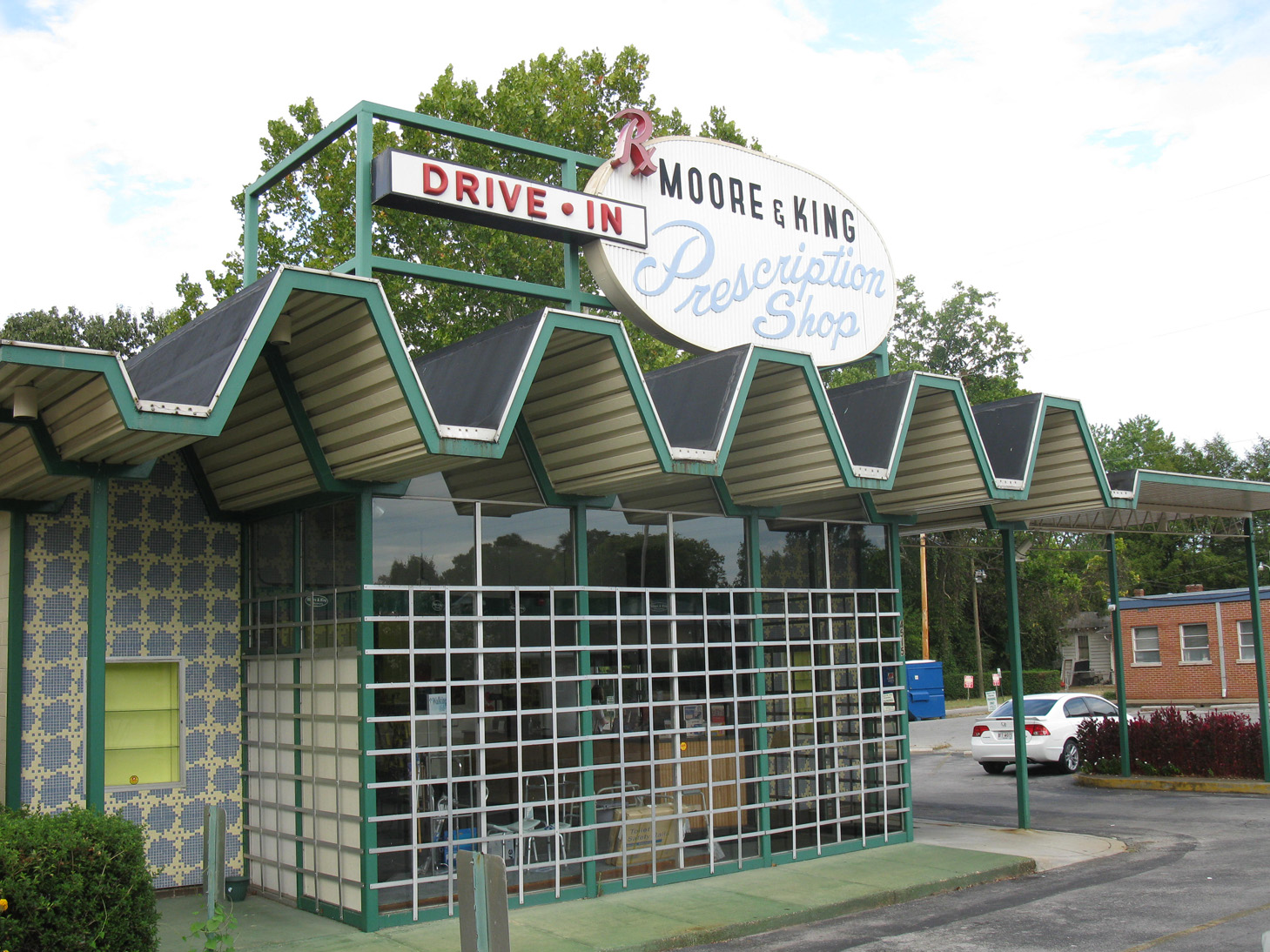 Eccentric Roadside Pardon me Roy, is that the cat that ate your new