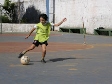 Escolinha de Futsal Gol de Placa. Um lugar de amigos. Prof. Toni